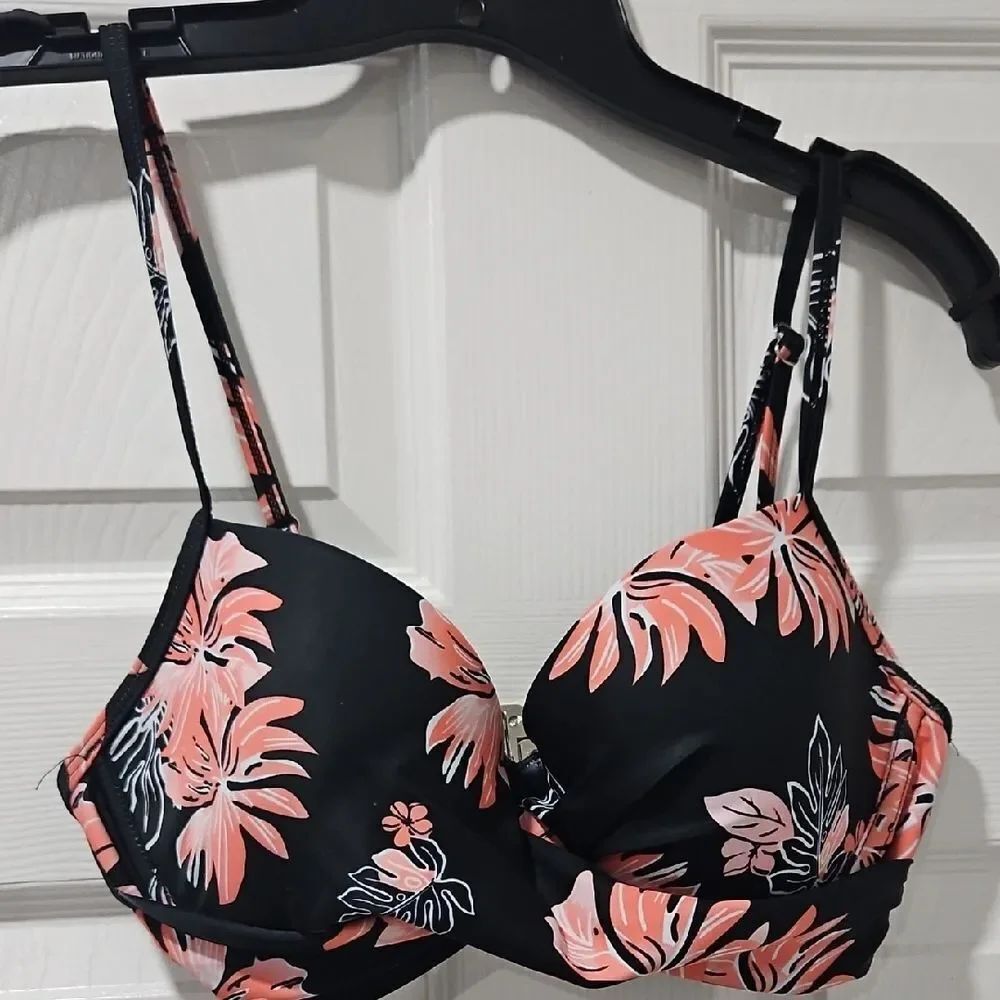 Floral Black & Coral Push-Up Bikini Top